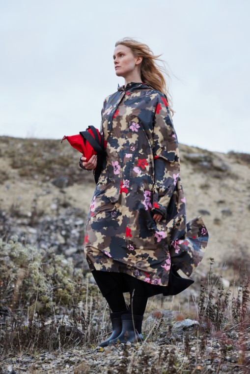 Ilse Jacobsen RAIN221SPP Poncho with sleeves - Image 2